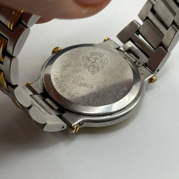 Vintage Gucci 9000M Two-Tone Quartz Men\'s Watch